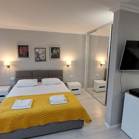 Elegancki Apartament W Sercu Warszawy 바르샤바 외부 사진