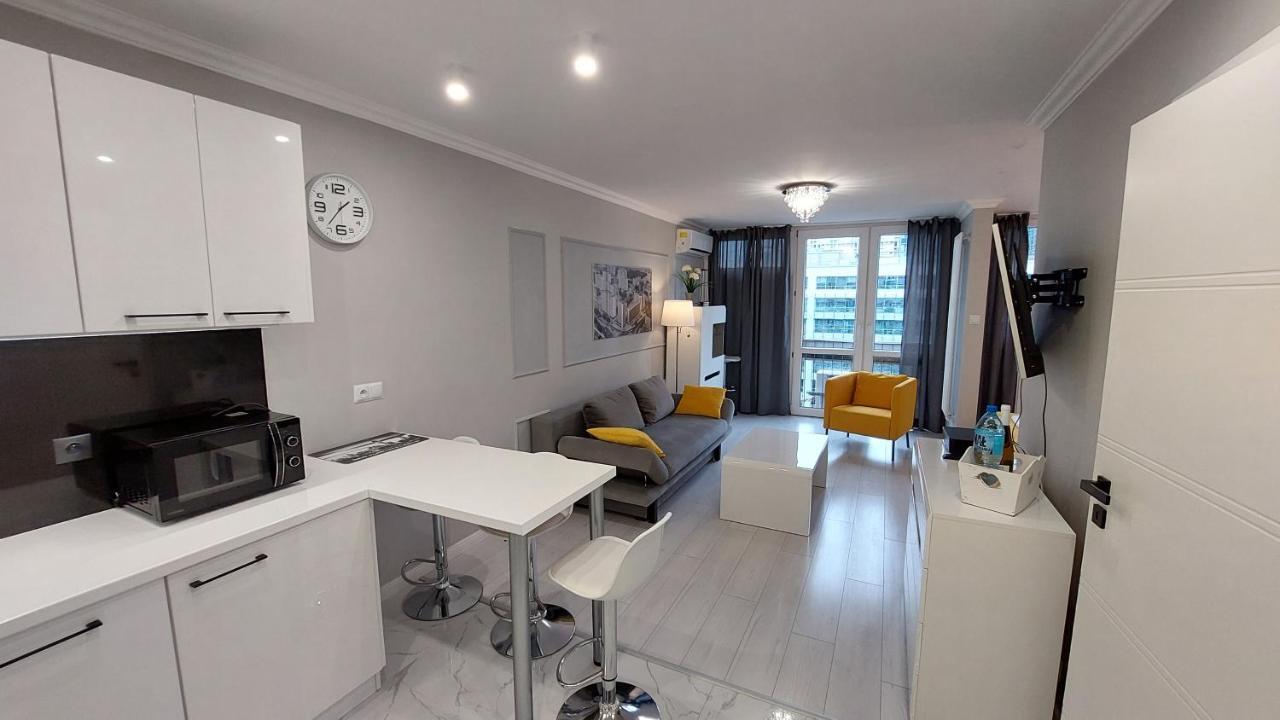 Elegancki Apartament W Sercu Warszawy 바르샤바 외부 사진