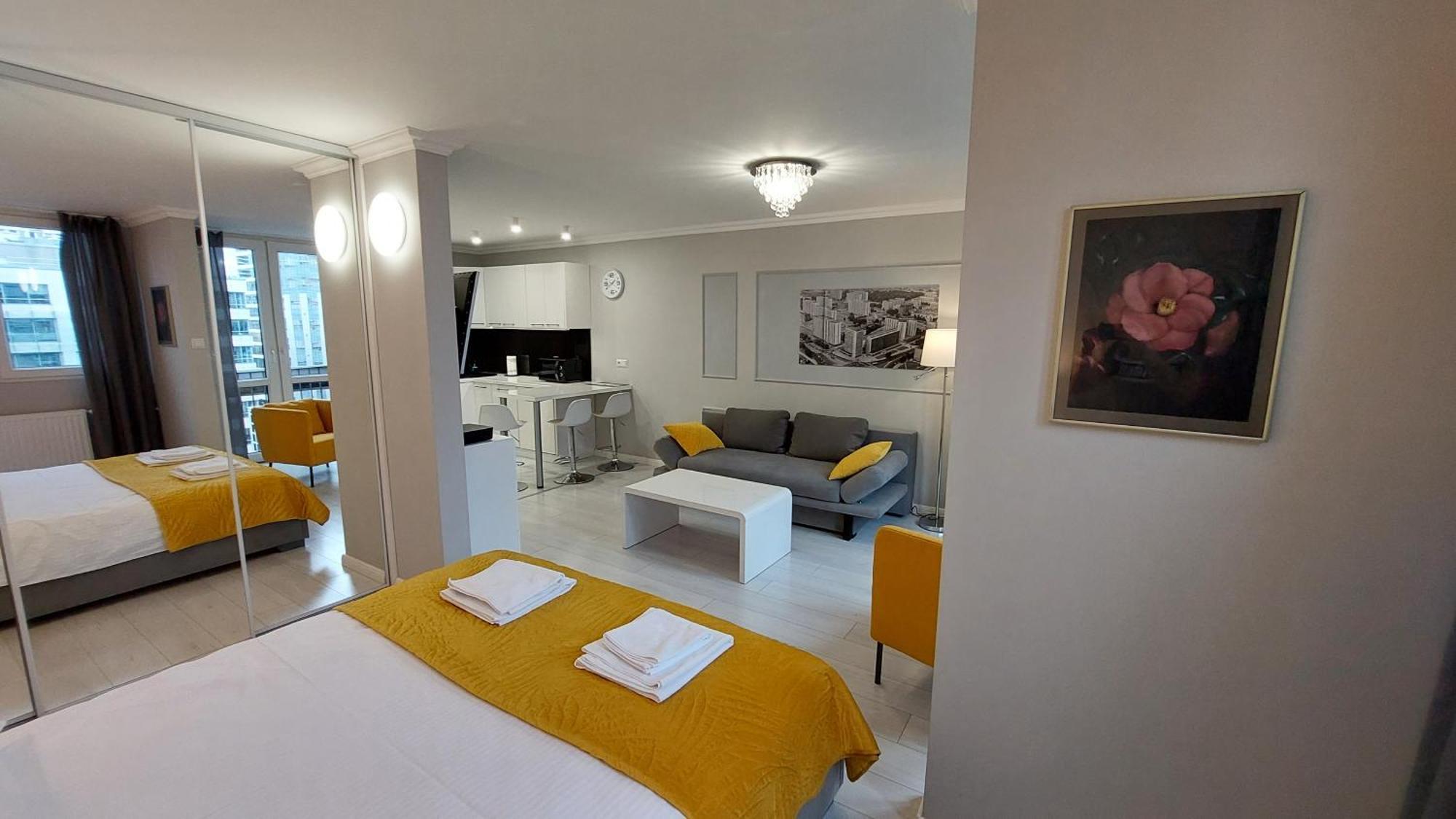 Elegancki Apartament W Sercu Warszawy 바르샤바 외부 사진